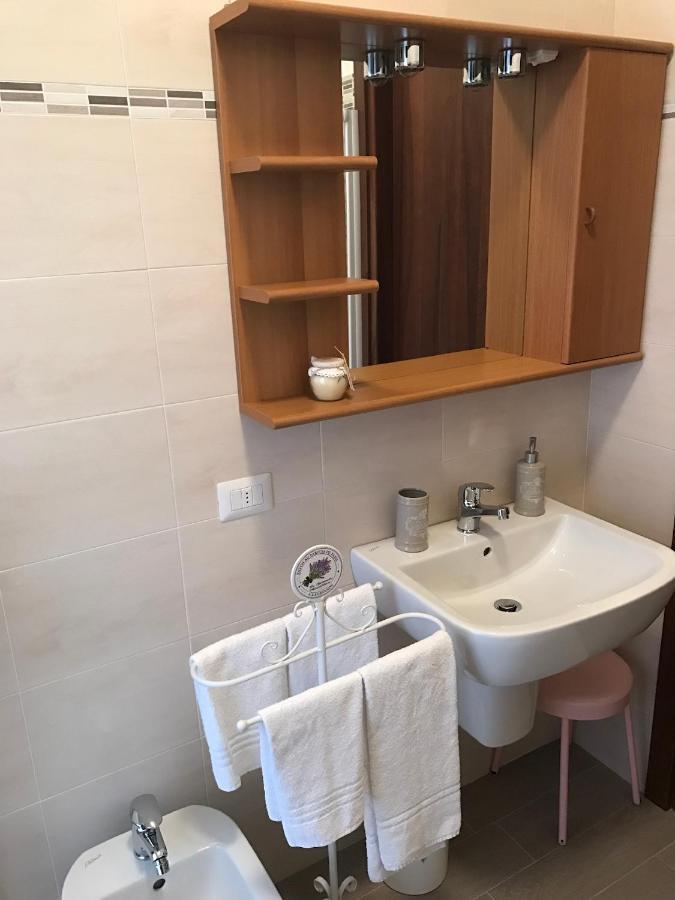 B&B Gloria Apartment Бавено Екстер'єр фото